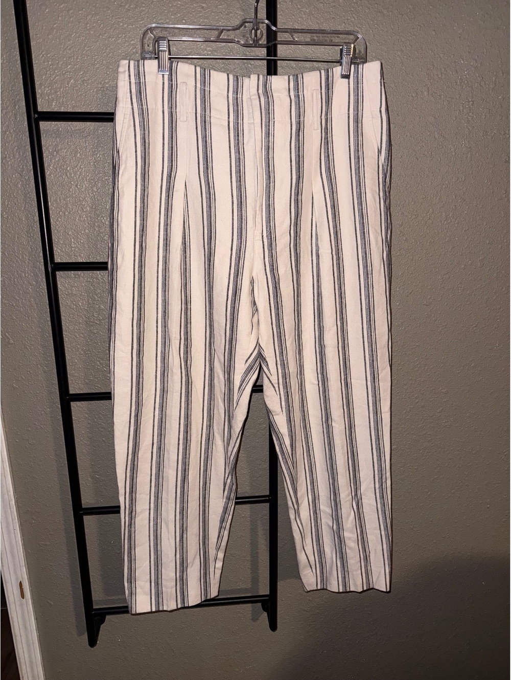Lauren Ralph Lauren Women’s Size 8 Striped Linen Blend Pleated Crop Pants